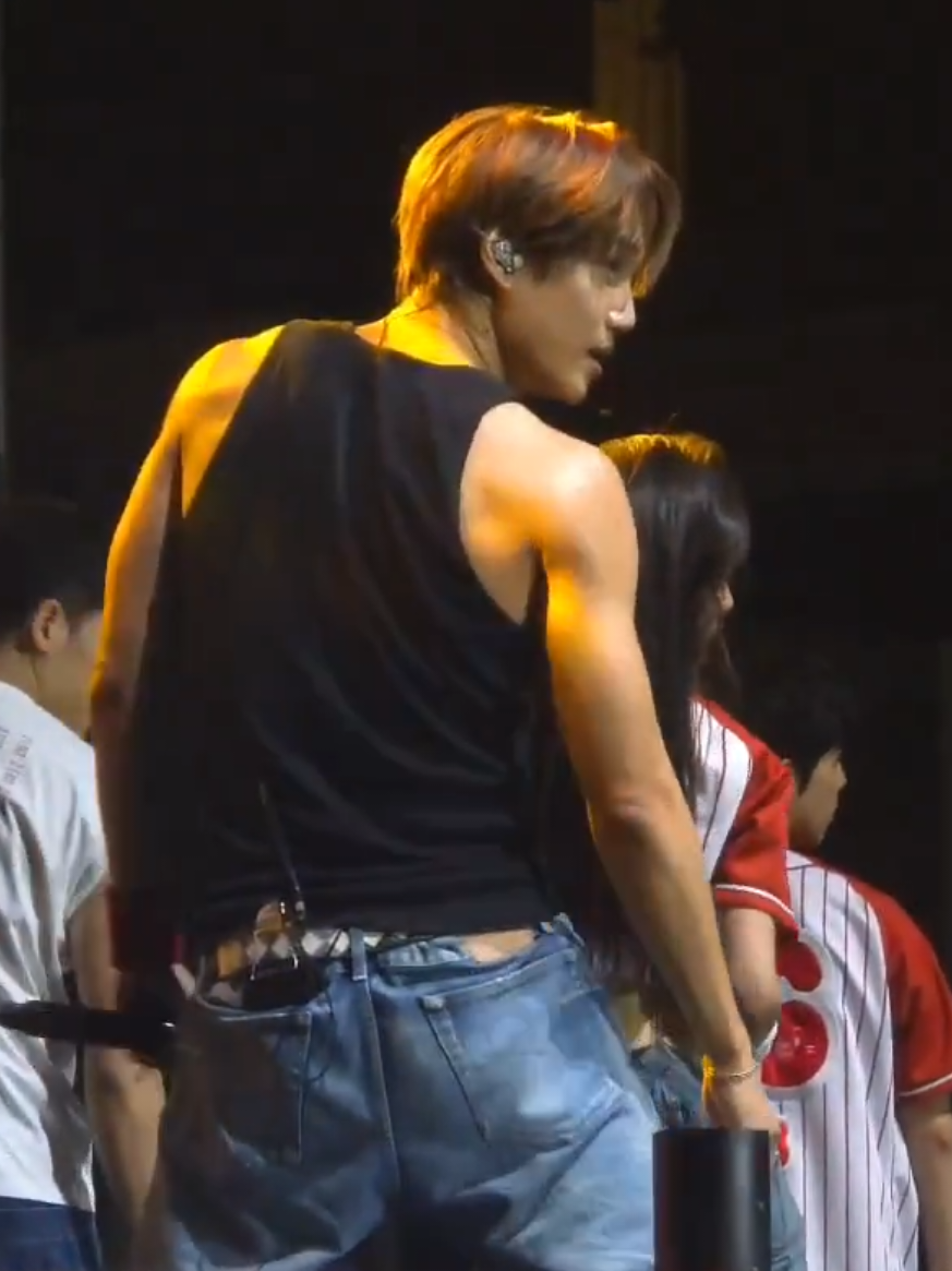 @acervo kim jongin
