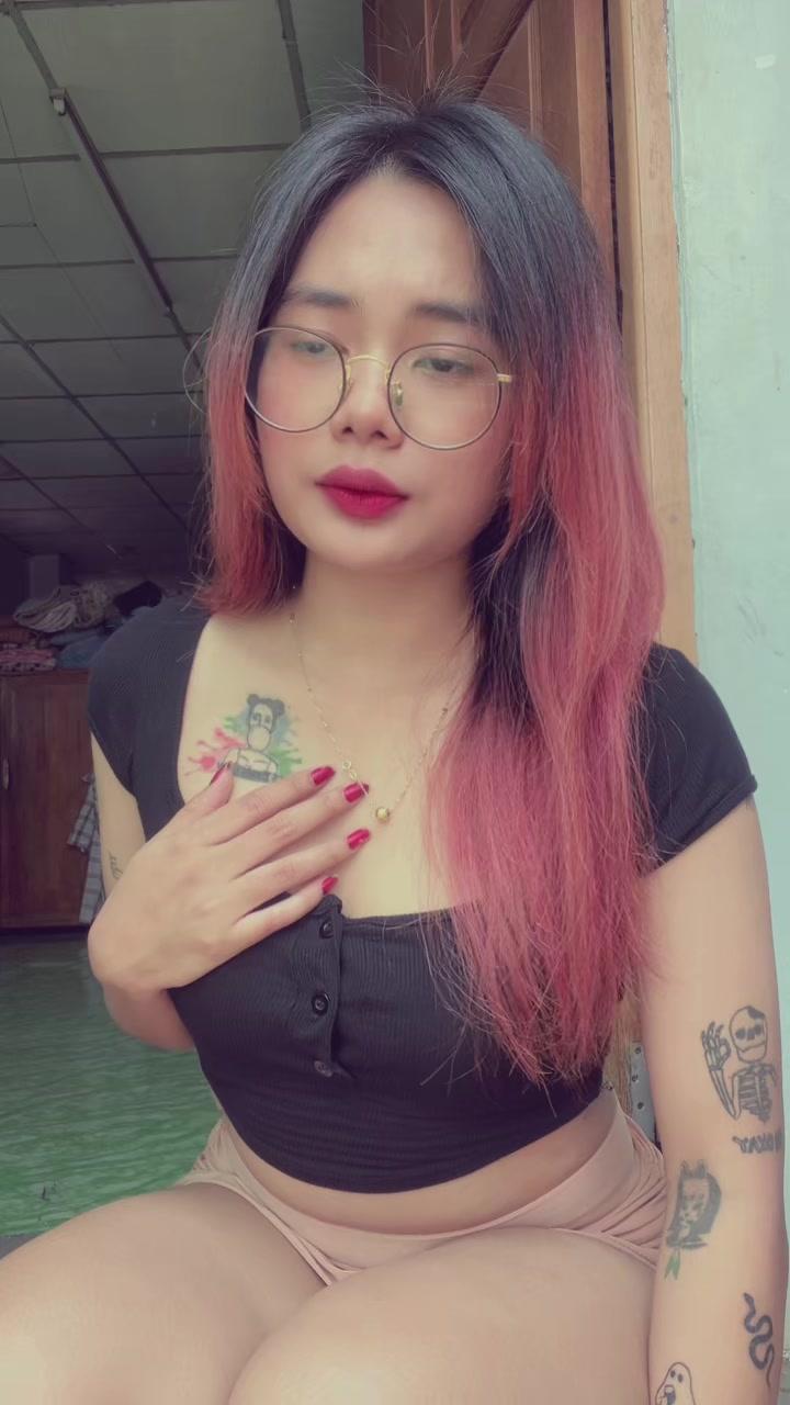 @Tin Zar Naing(Official acc)🌺