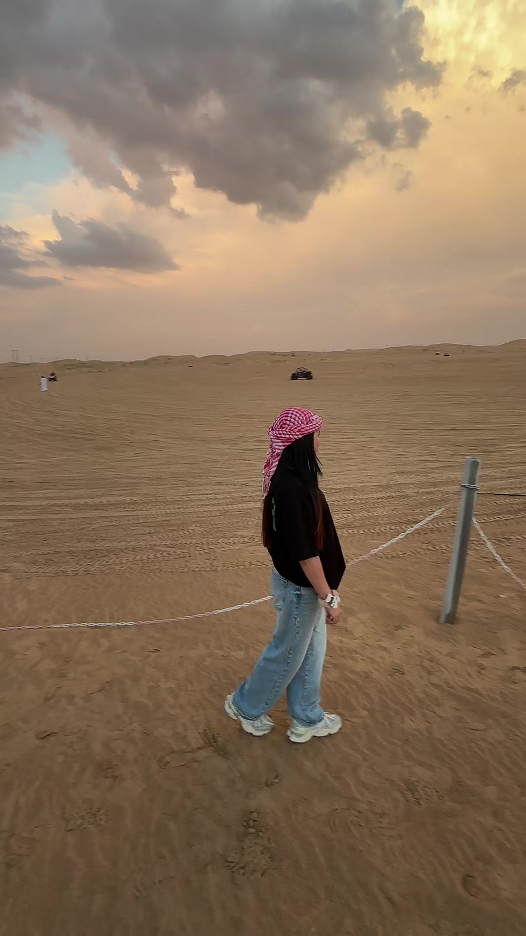 @Dipti❤️🫶🧿