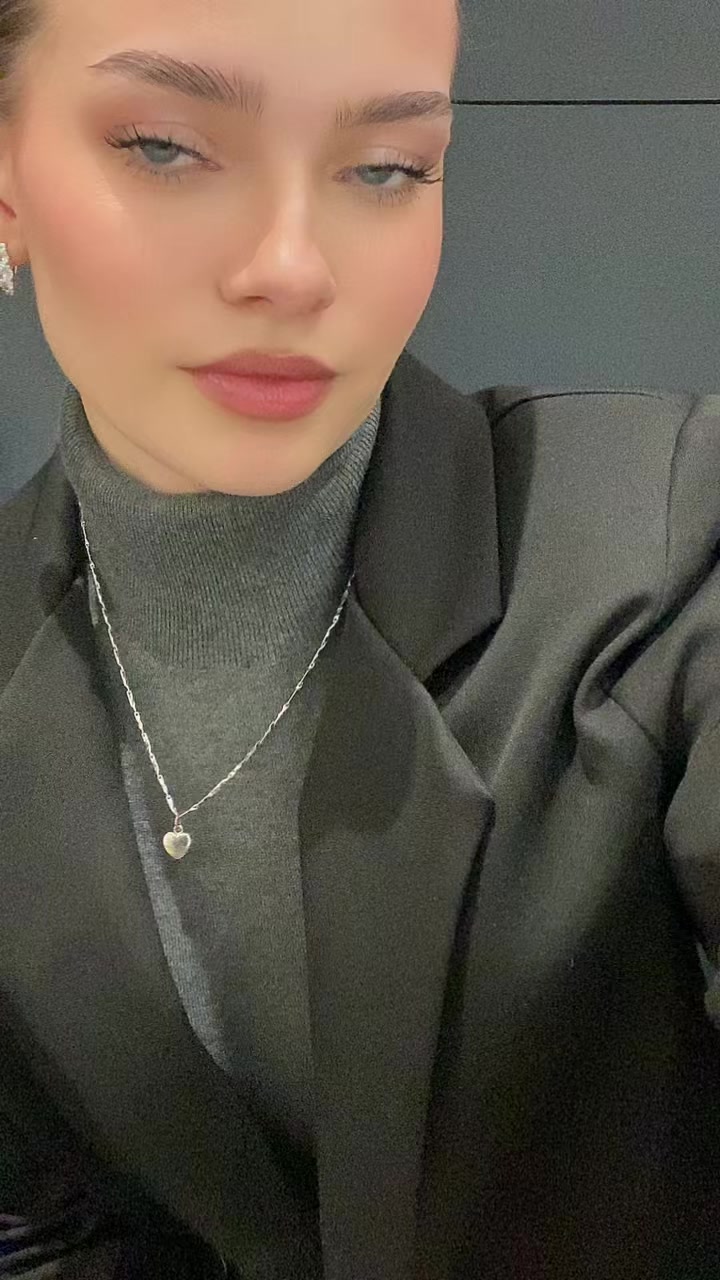@ANIKA