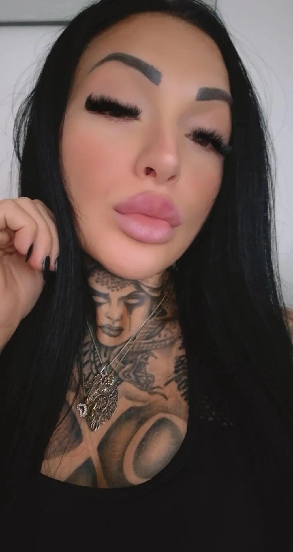 @Beniken93