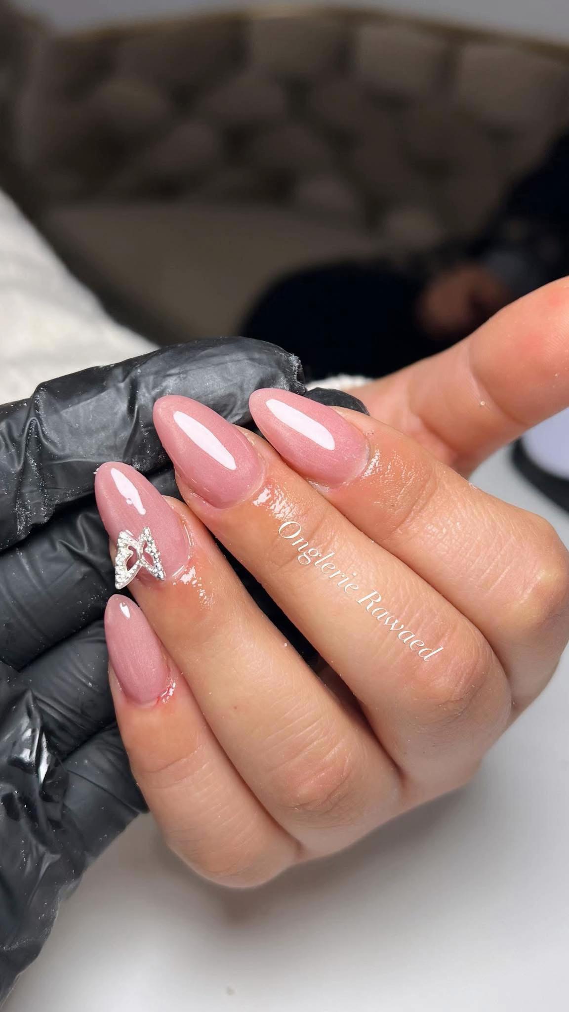 @روائد 🦋