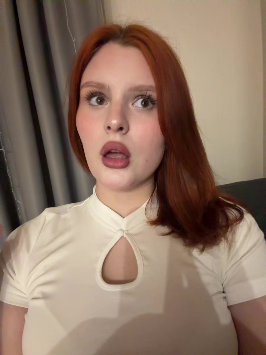 @vi