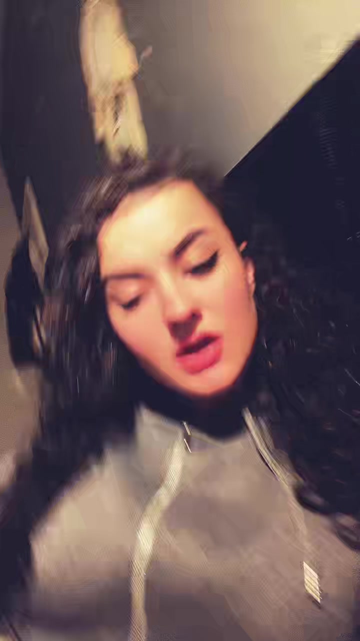 @miaaaa.sfr