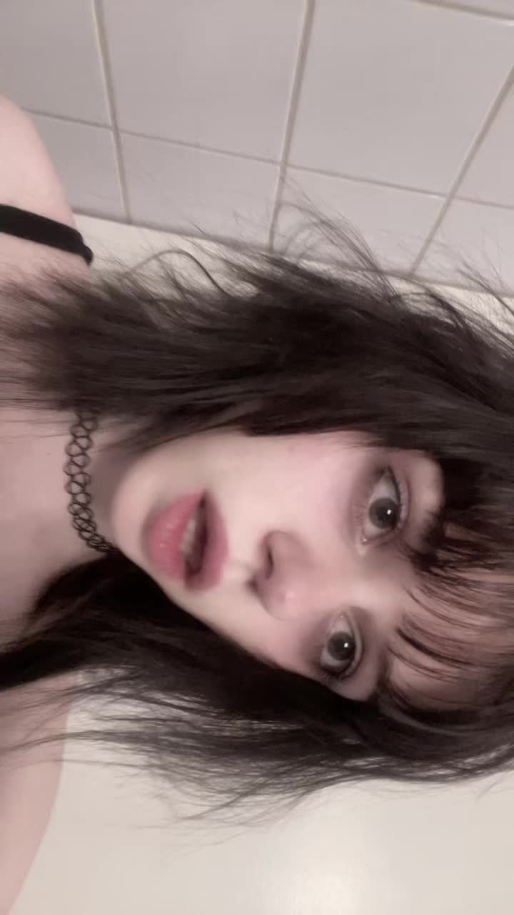 @кастрирована