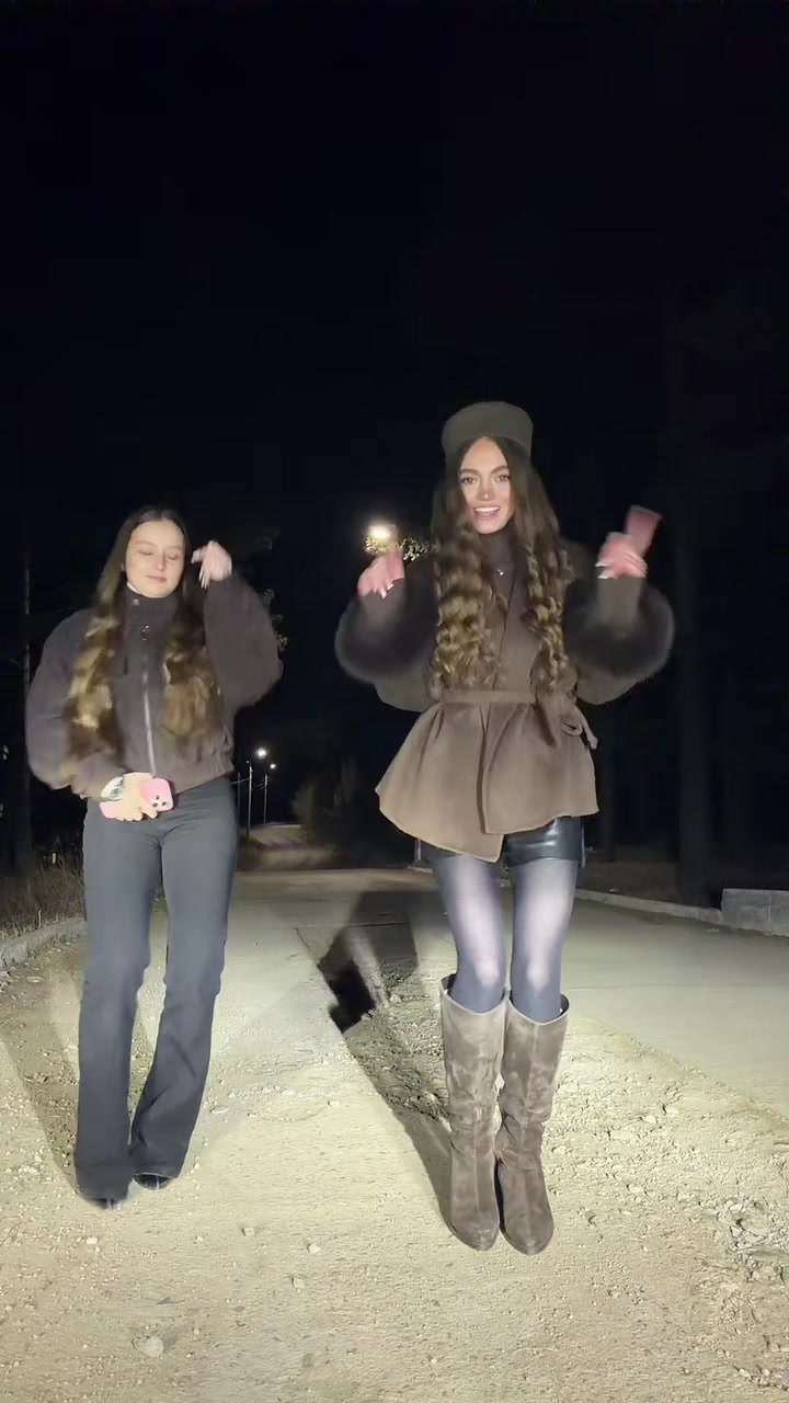 @VLADLENA