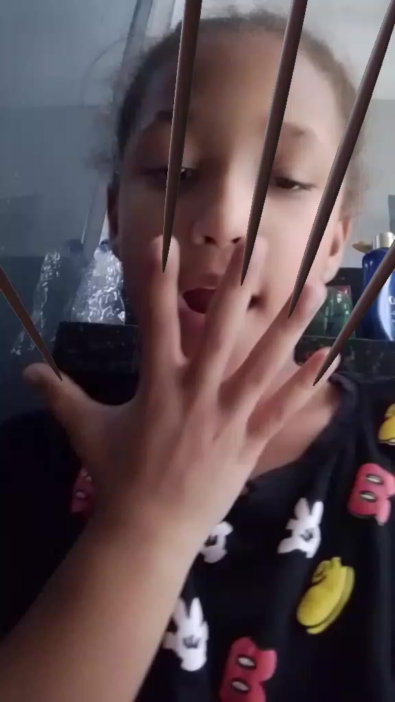 @Giovanna Iris