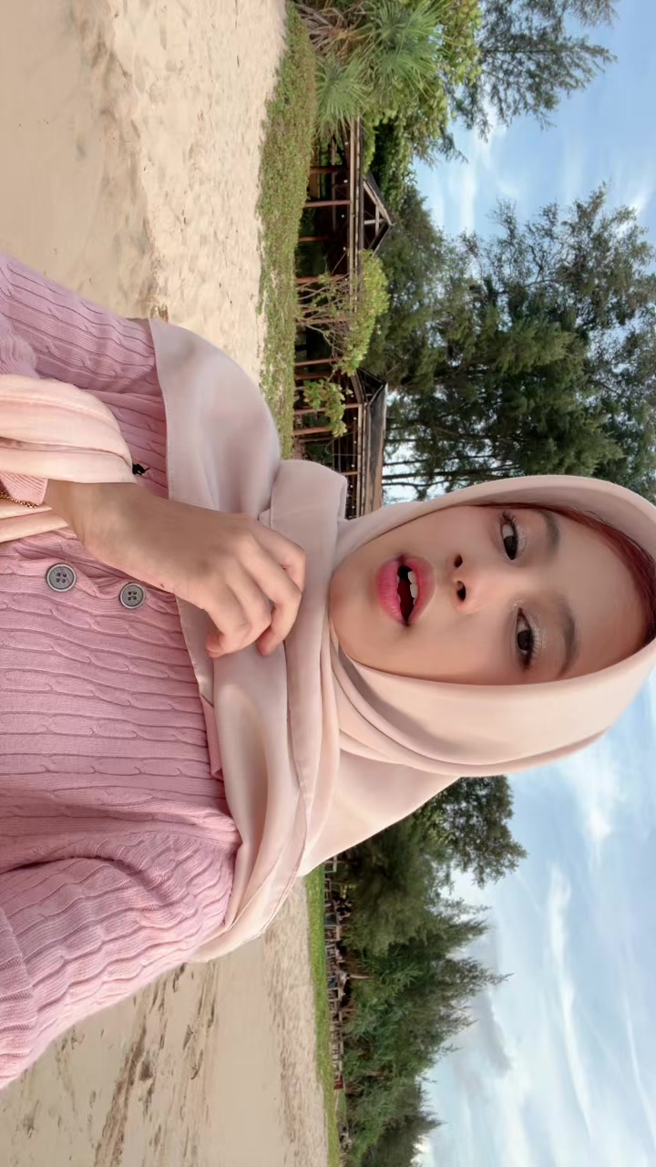 @strawbvrri🍓🍰