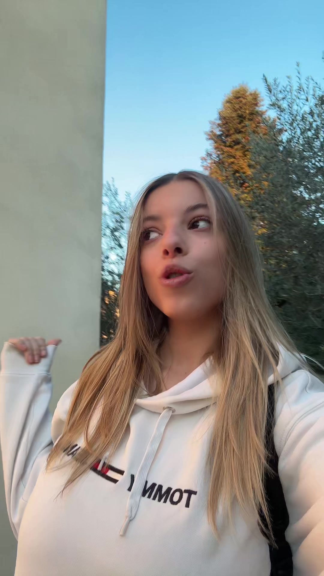 @linduzz