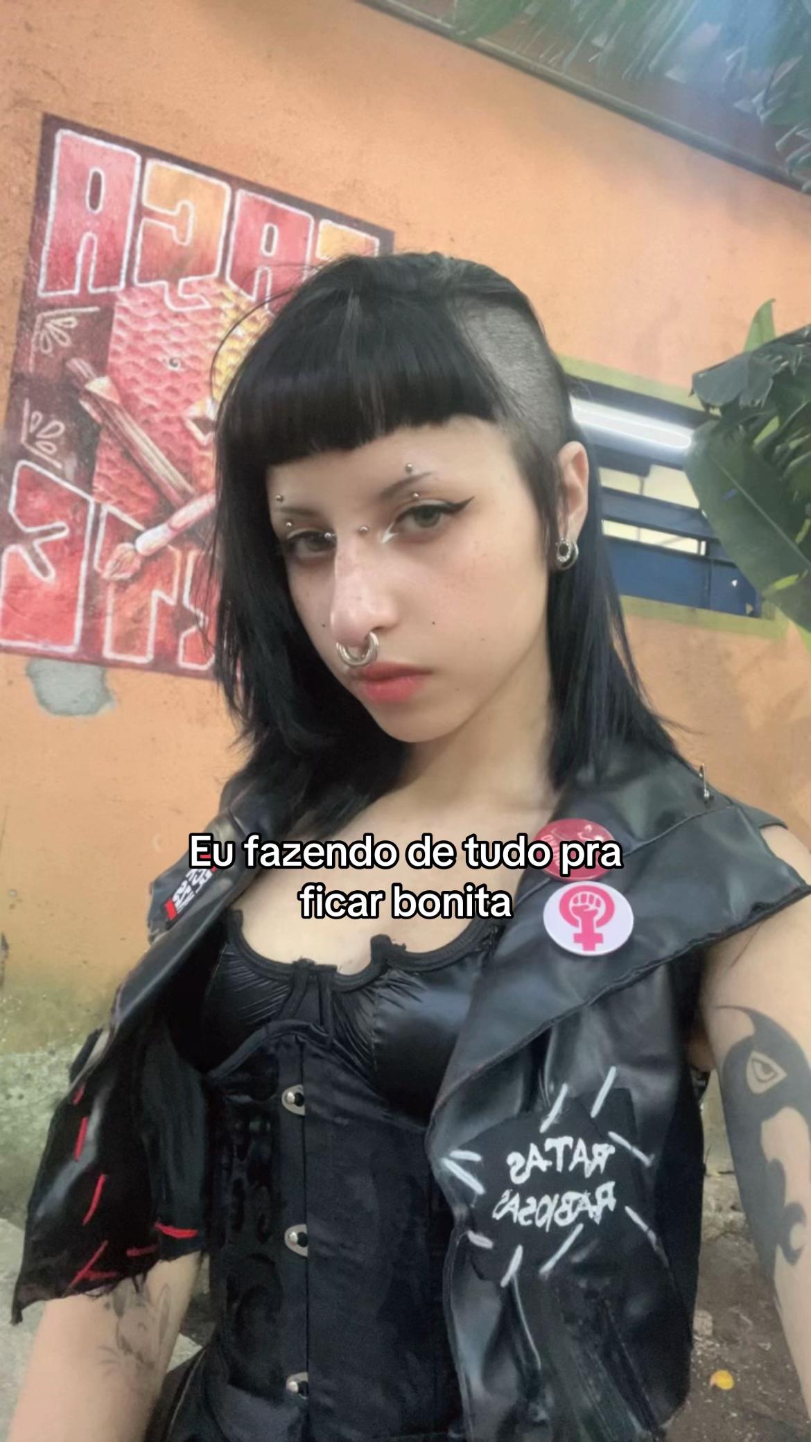 @Nora