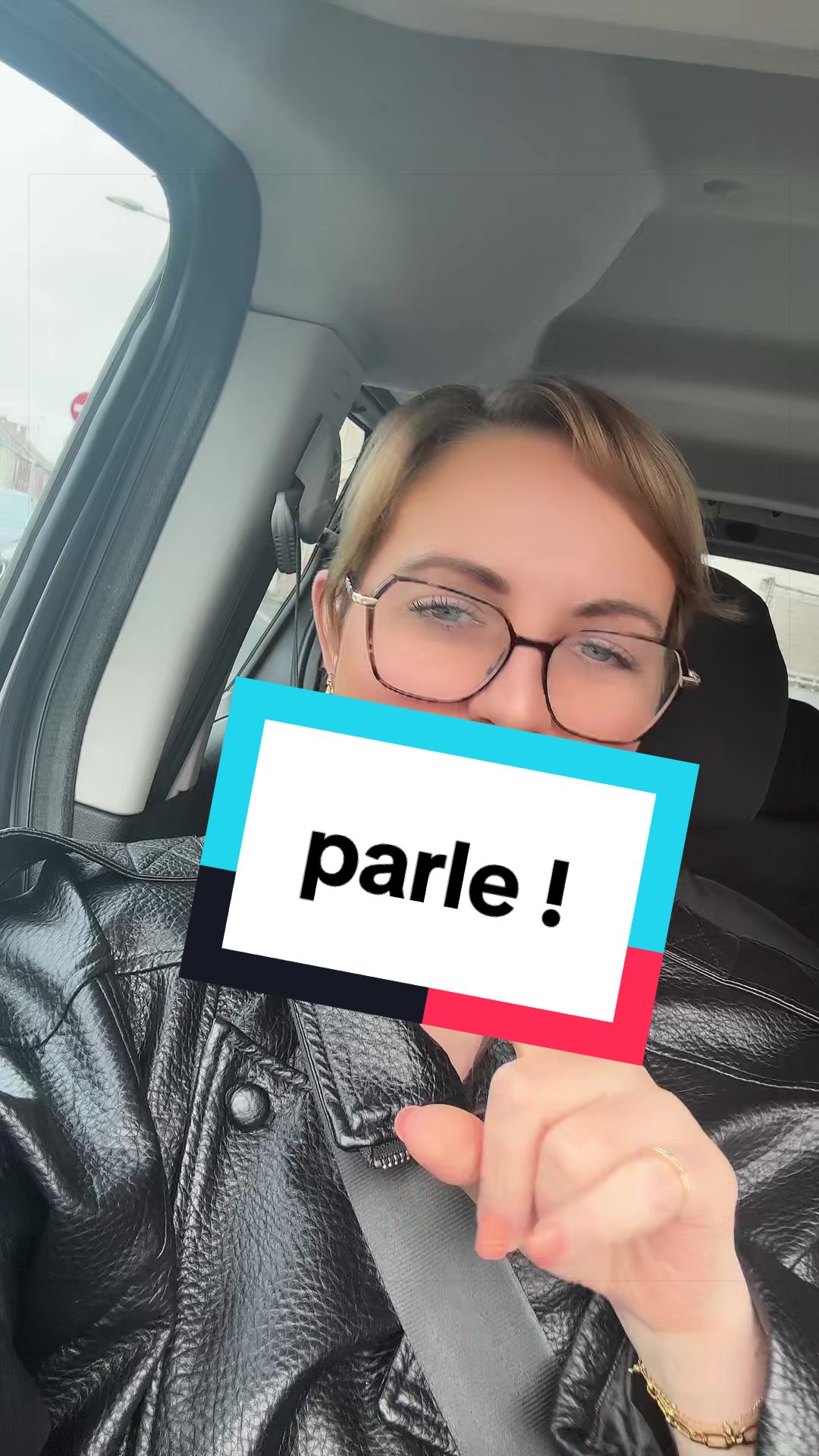 @MEL 🇫🇷💙🤍❤️🇷🇺