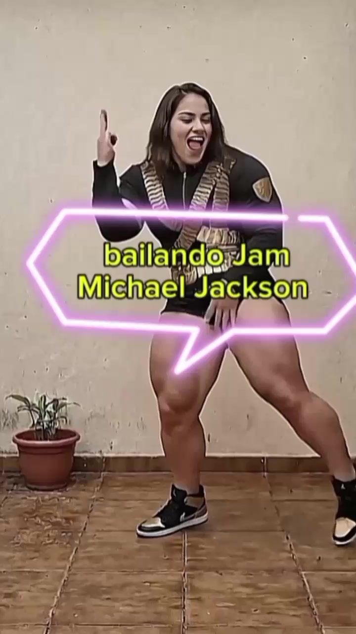 @Strong girl Iara