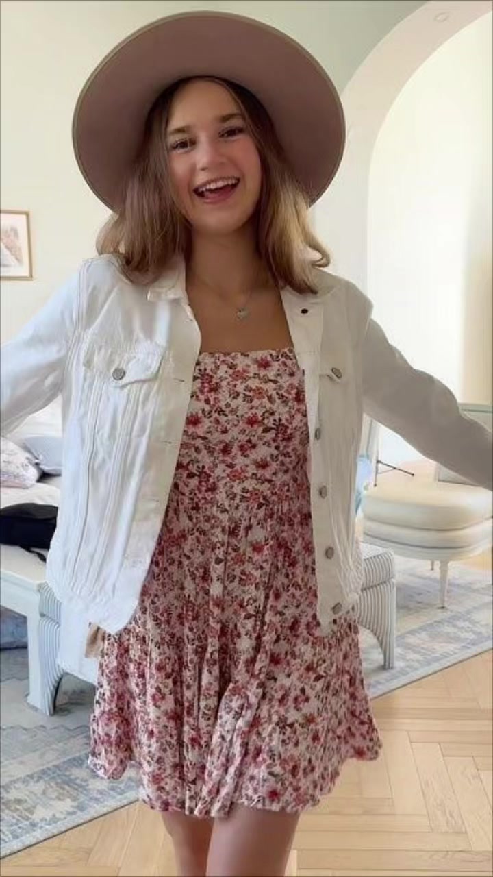 @karolinaprotsenko