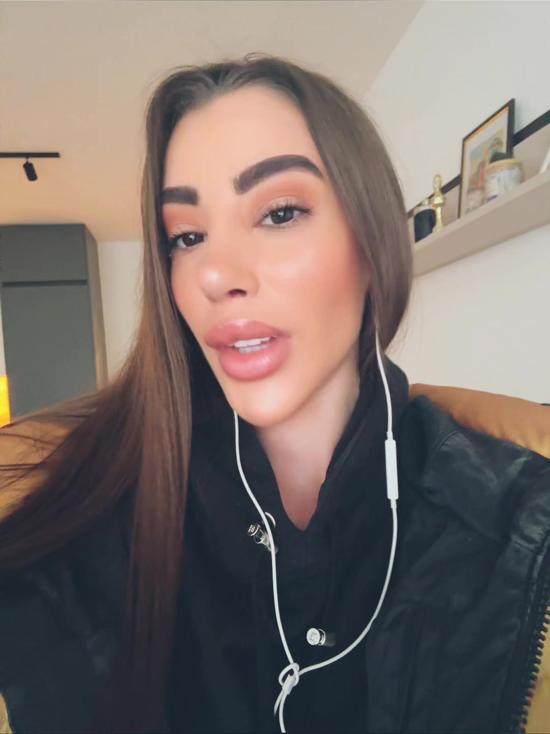 @Daniella🥹