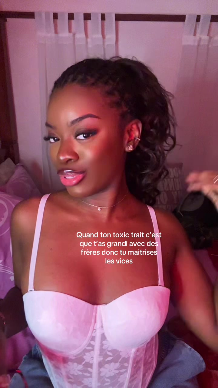 @Amalia ౨ৎ
