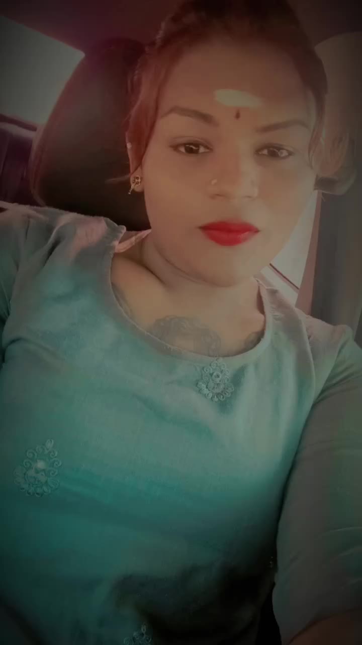 @AMEERSHA 🖤🫧