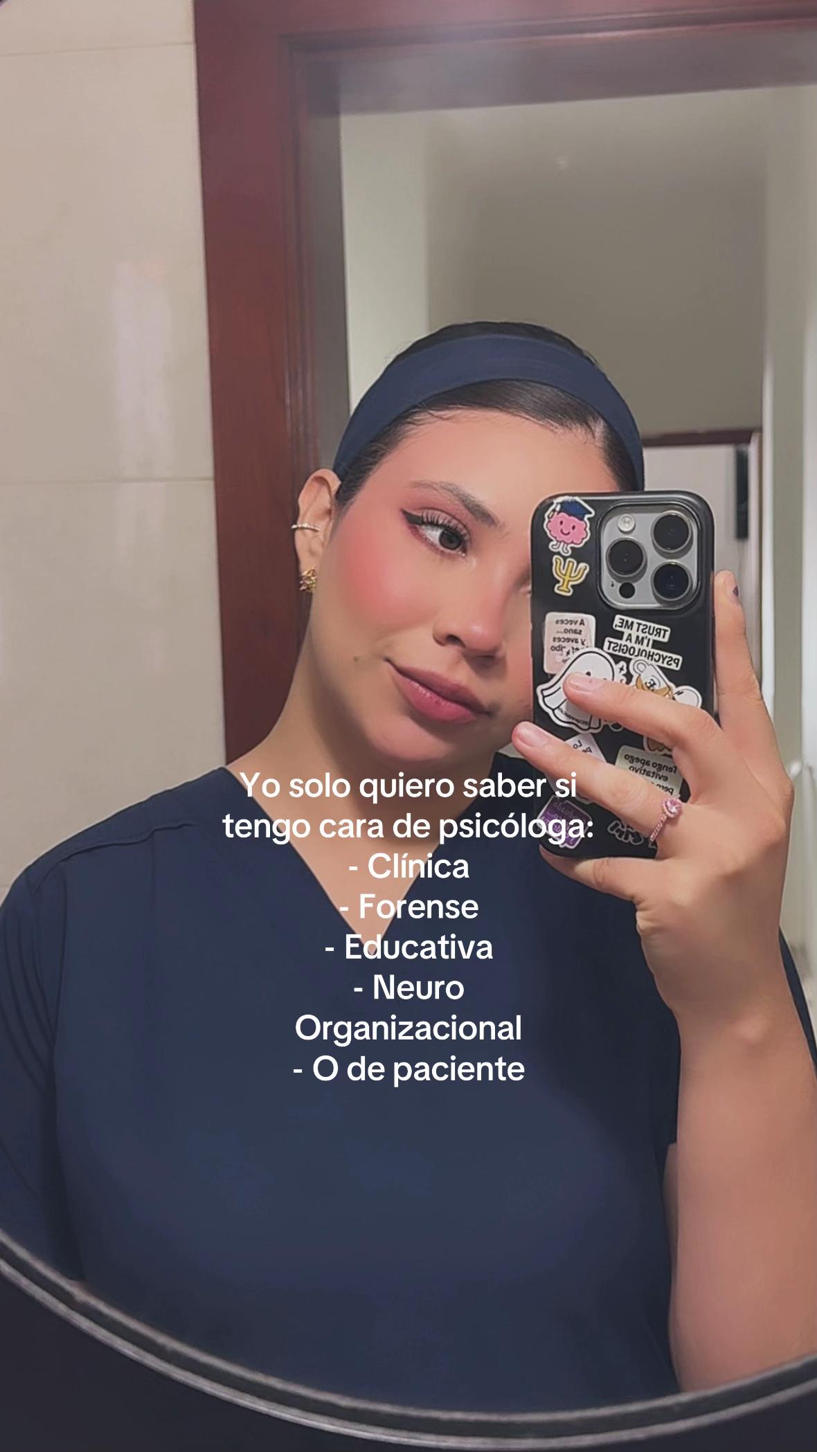 @Paola🫦