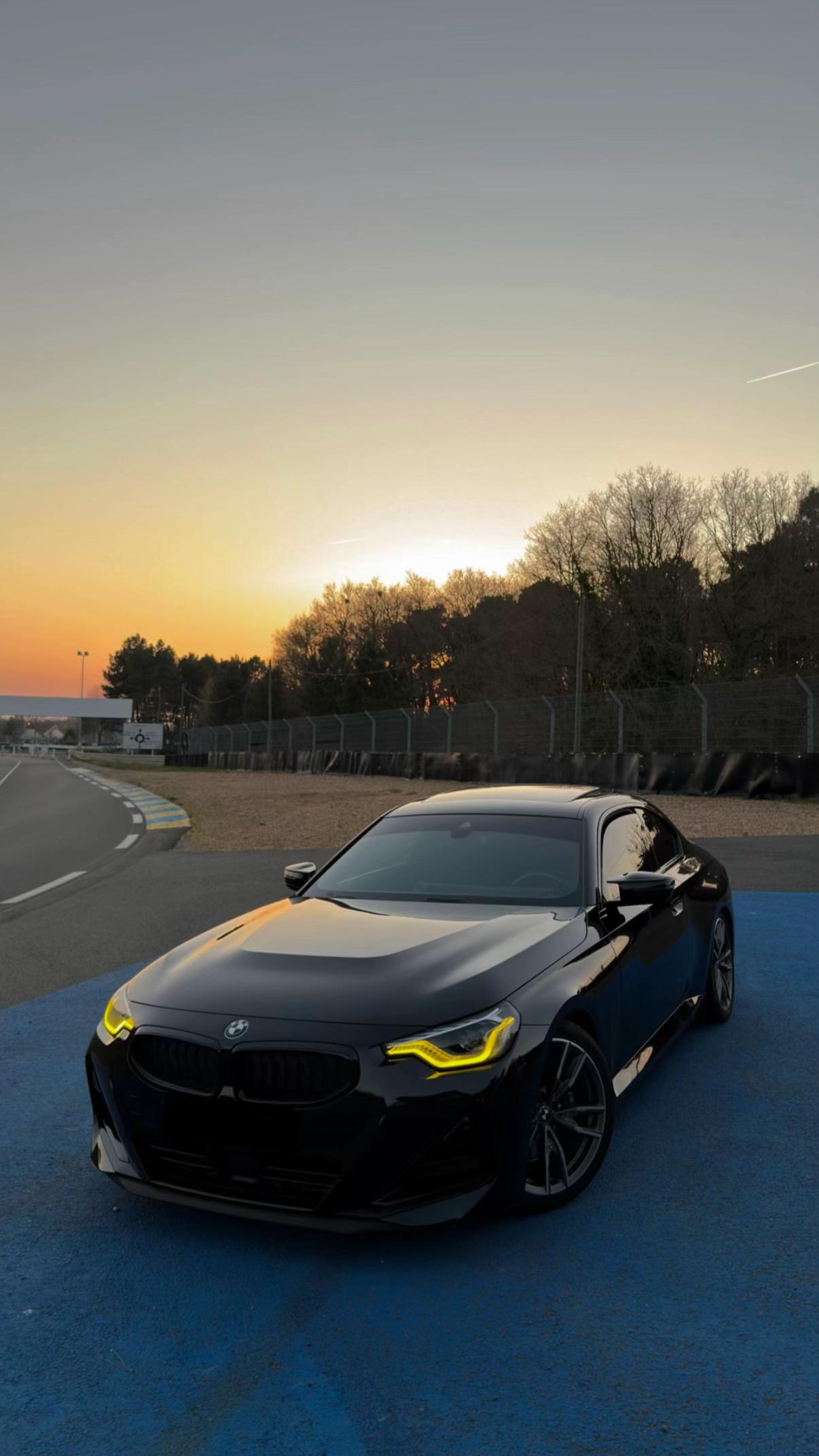 @Dark_m240i