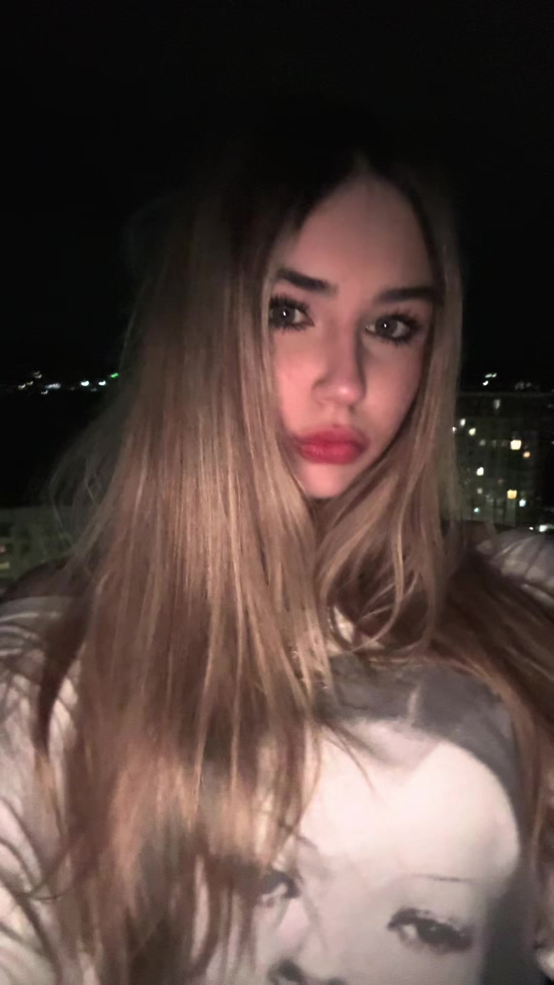 @ника бледная