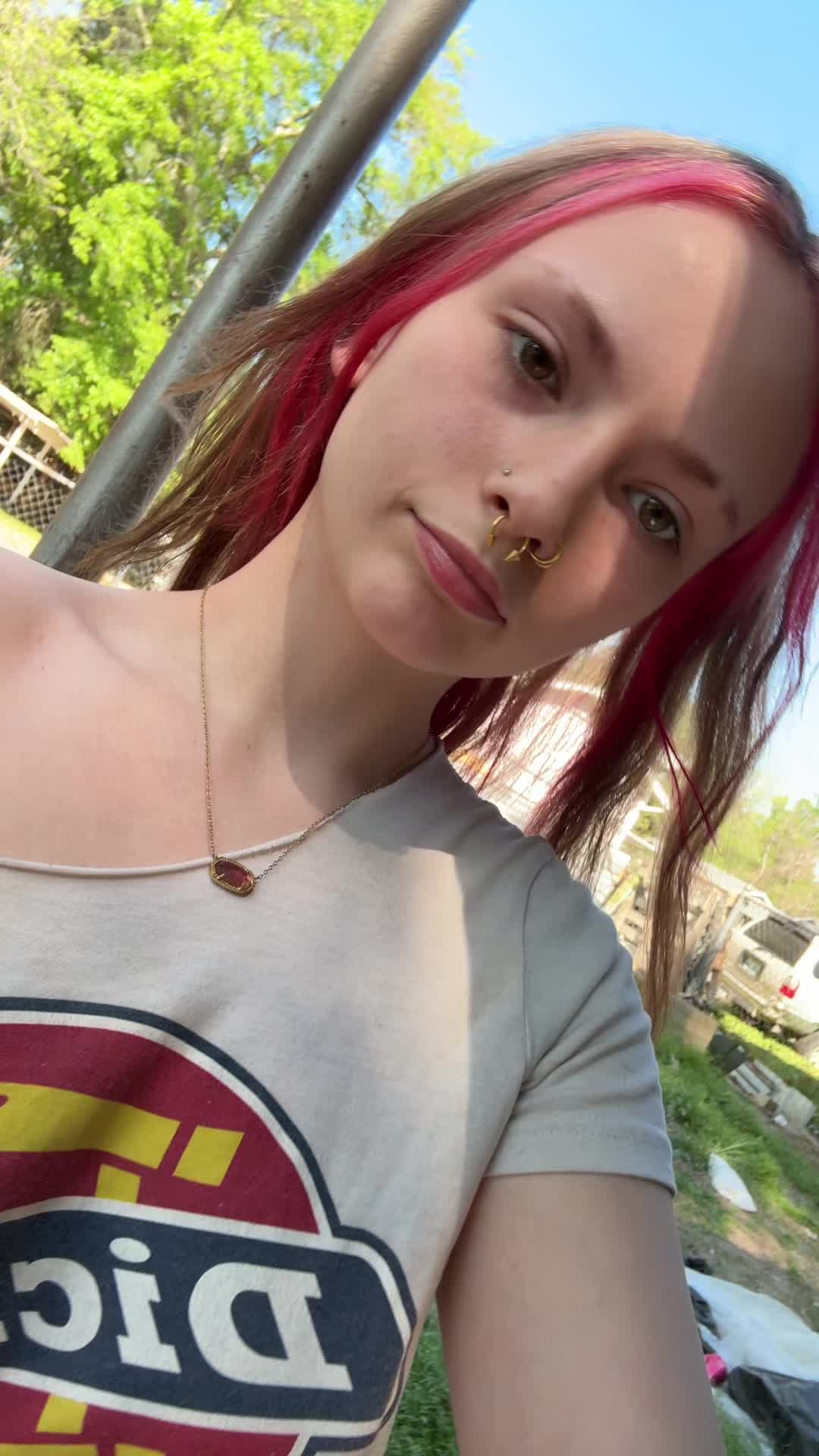 @is.it.zoey?.
