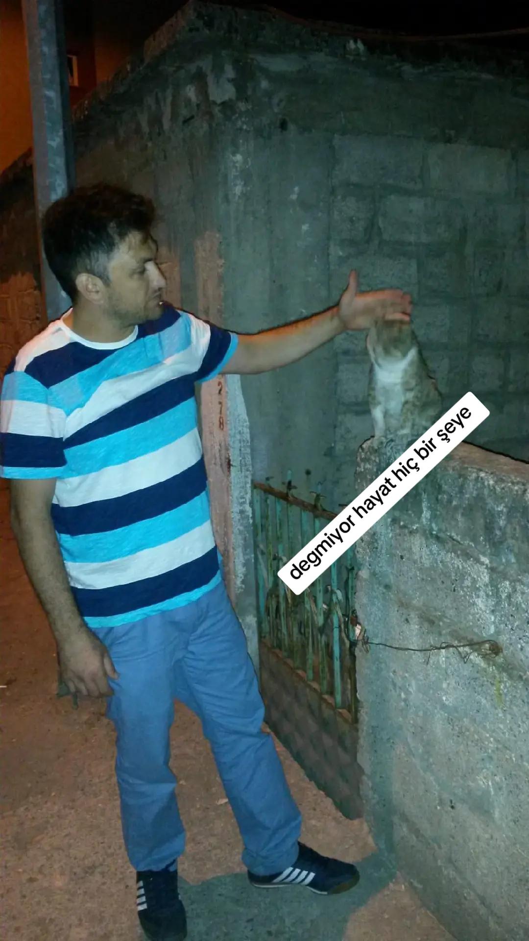 @Ali G&ouml;zs&uuml;z67