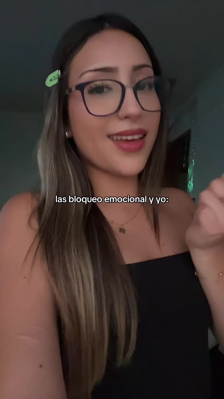 @𝑀𝒶𝓇𝓉𝒾𝓃𝒶𝒜𝓃𝓉𝑜𝓃𝒾𝒶🎀