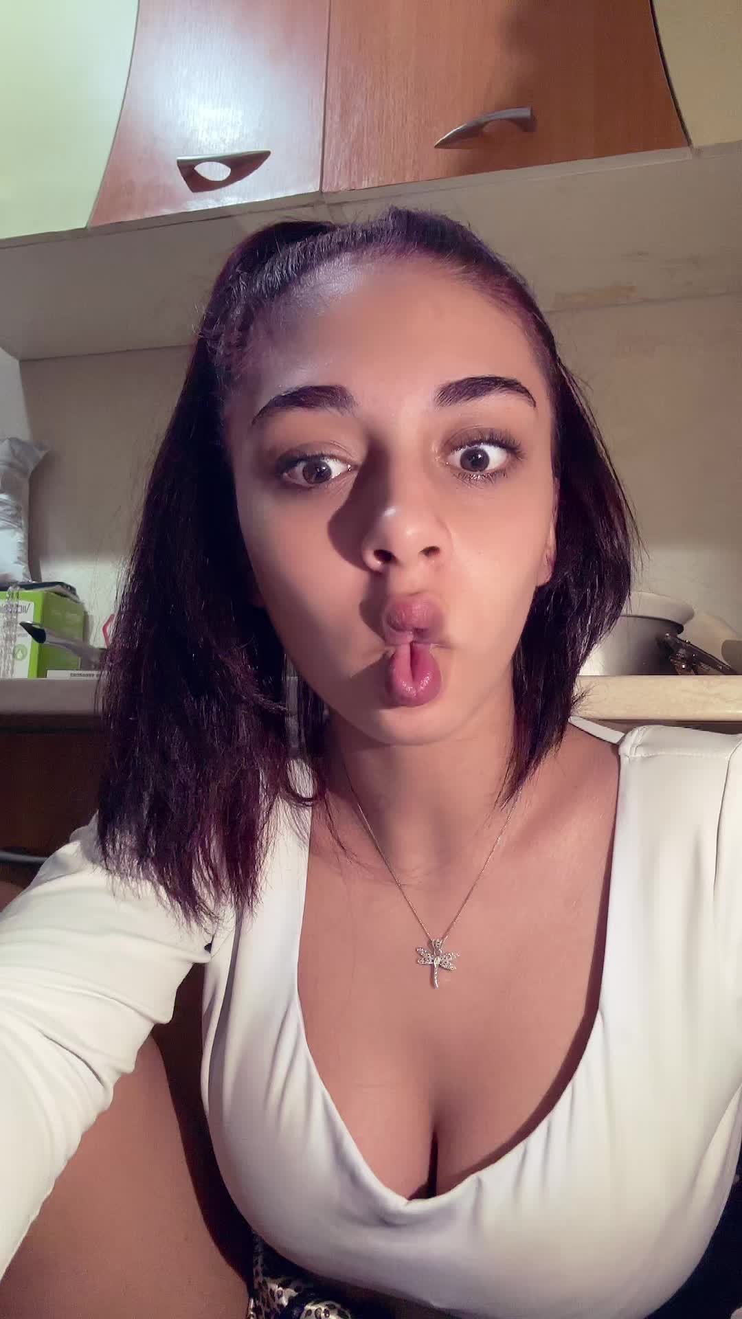 @💋𝓛𝓔𝓞𝓟𝓐𝓡𝓓𝓤 𝓜𝓐𝓜𝓘😵