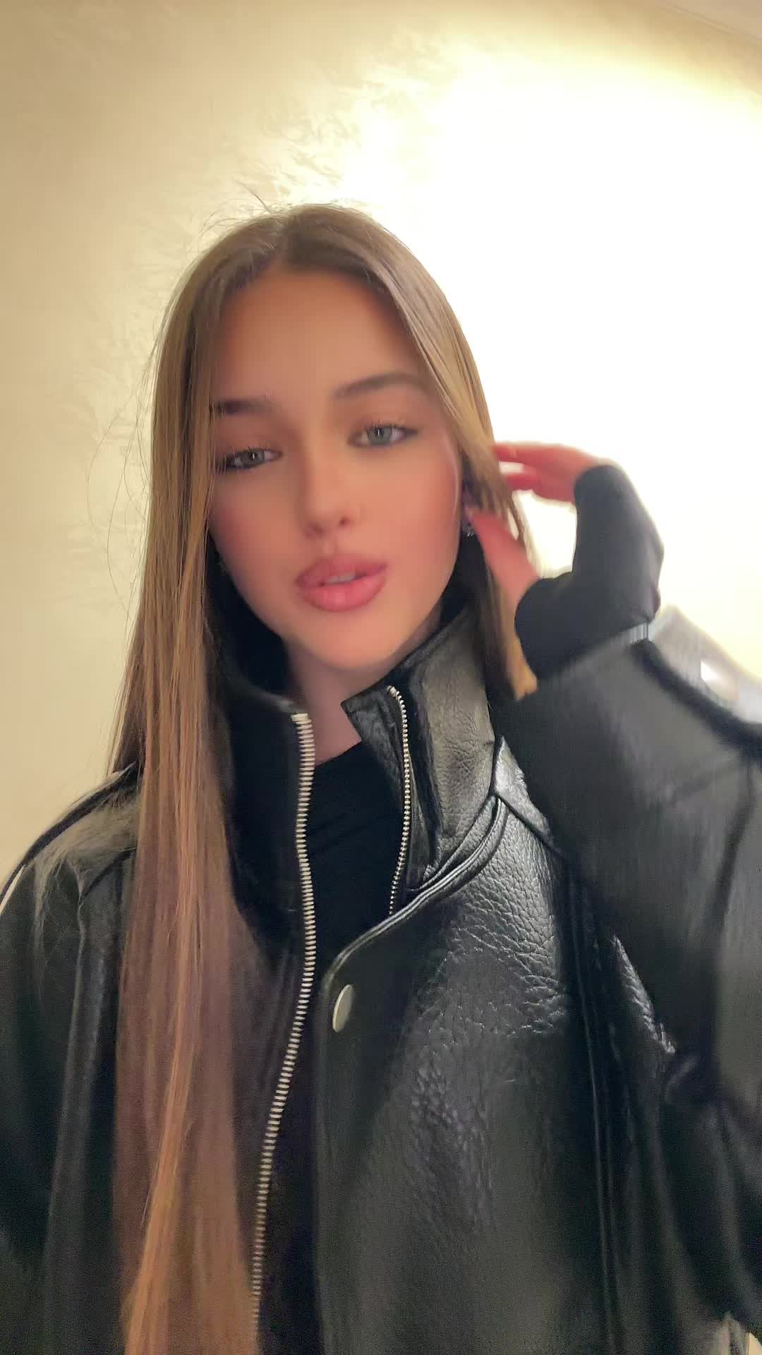 @serena_cerella_