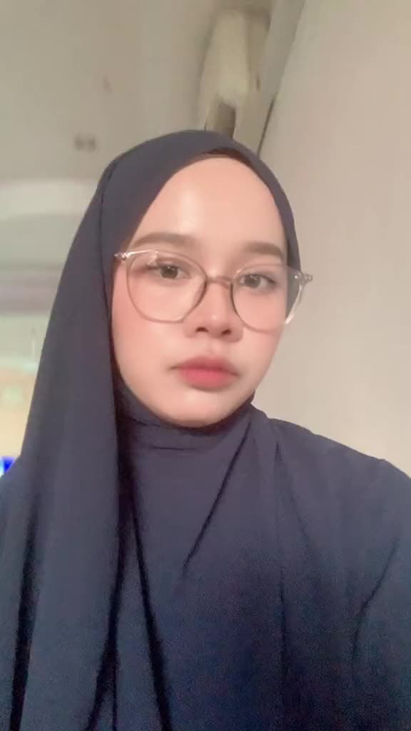 @𝒽𝒾.𝑒𝓁𝓁𝓎🤍