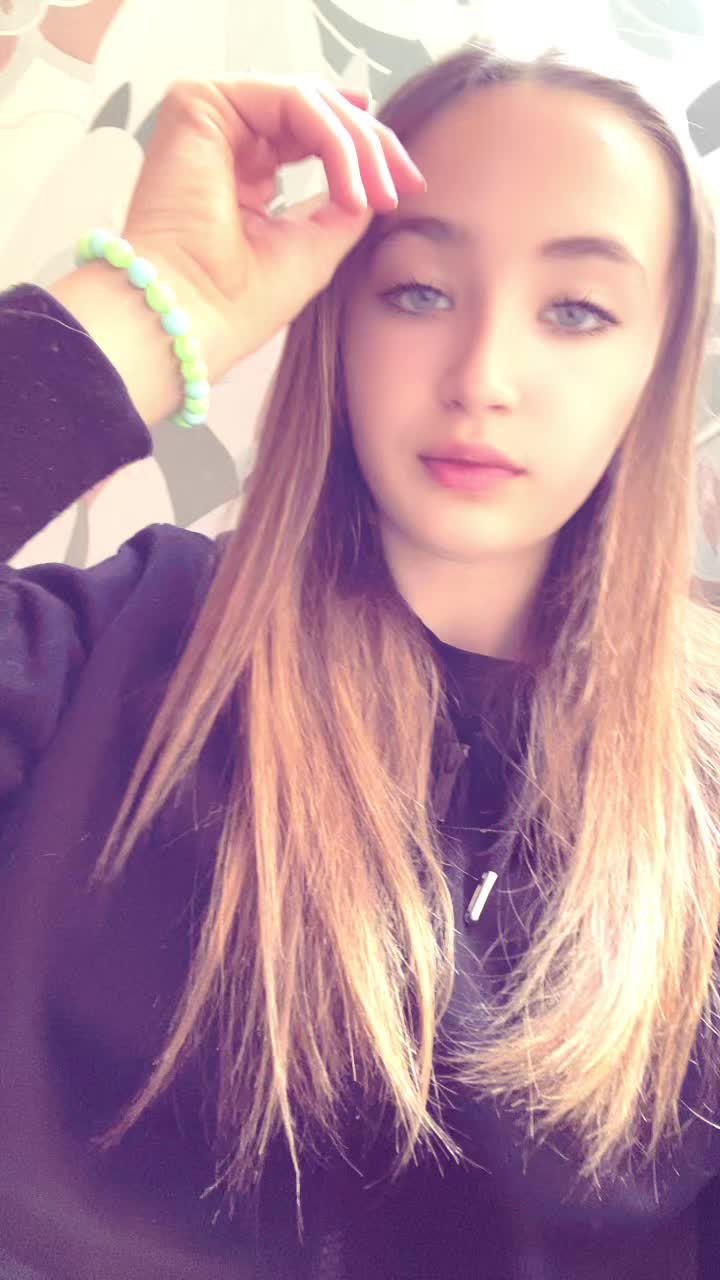 @Maelyne🦋✨