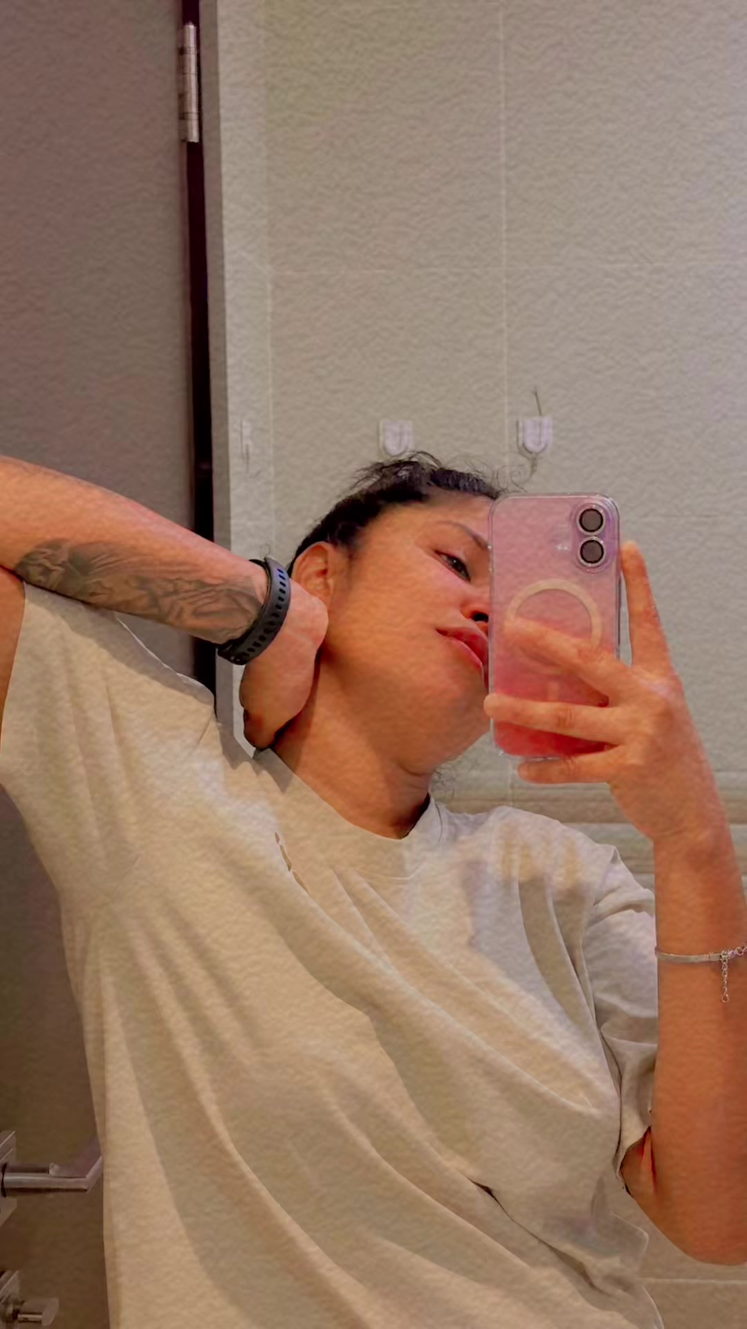 @thisuri_roji