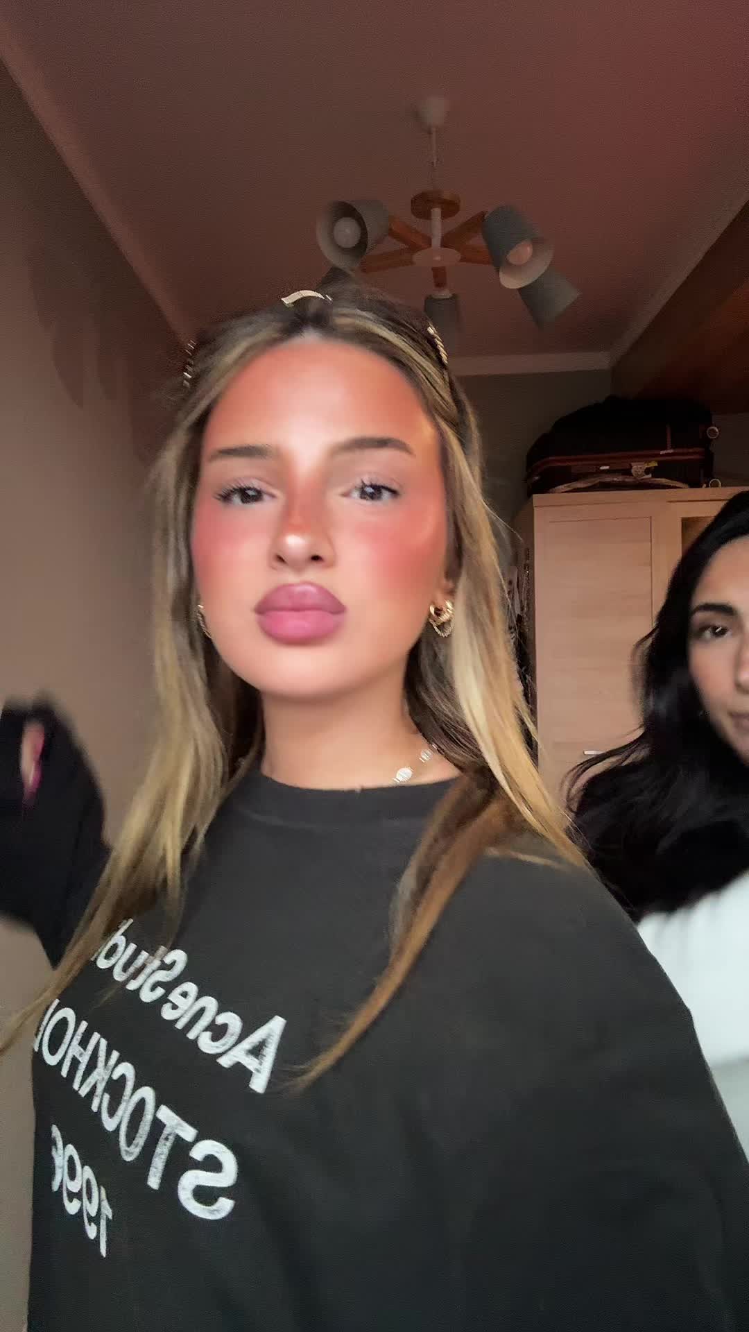 @лана