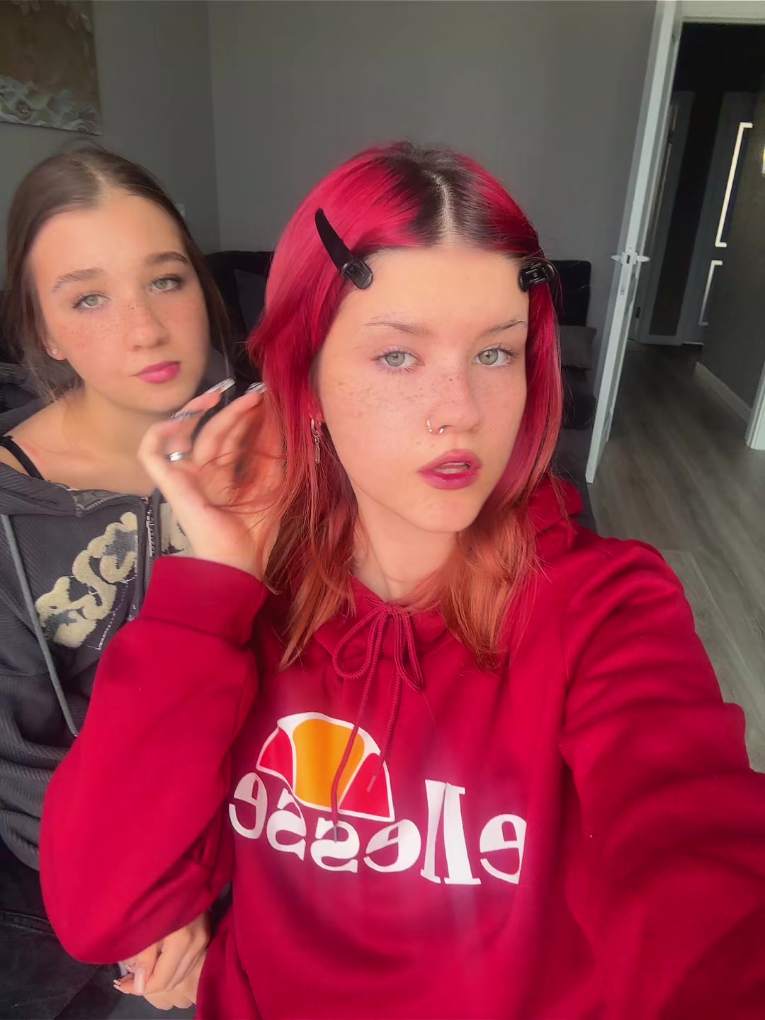 @helga martin🍓🕸️