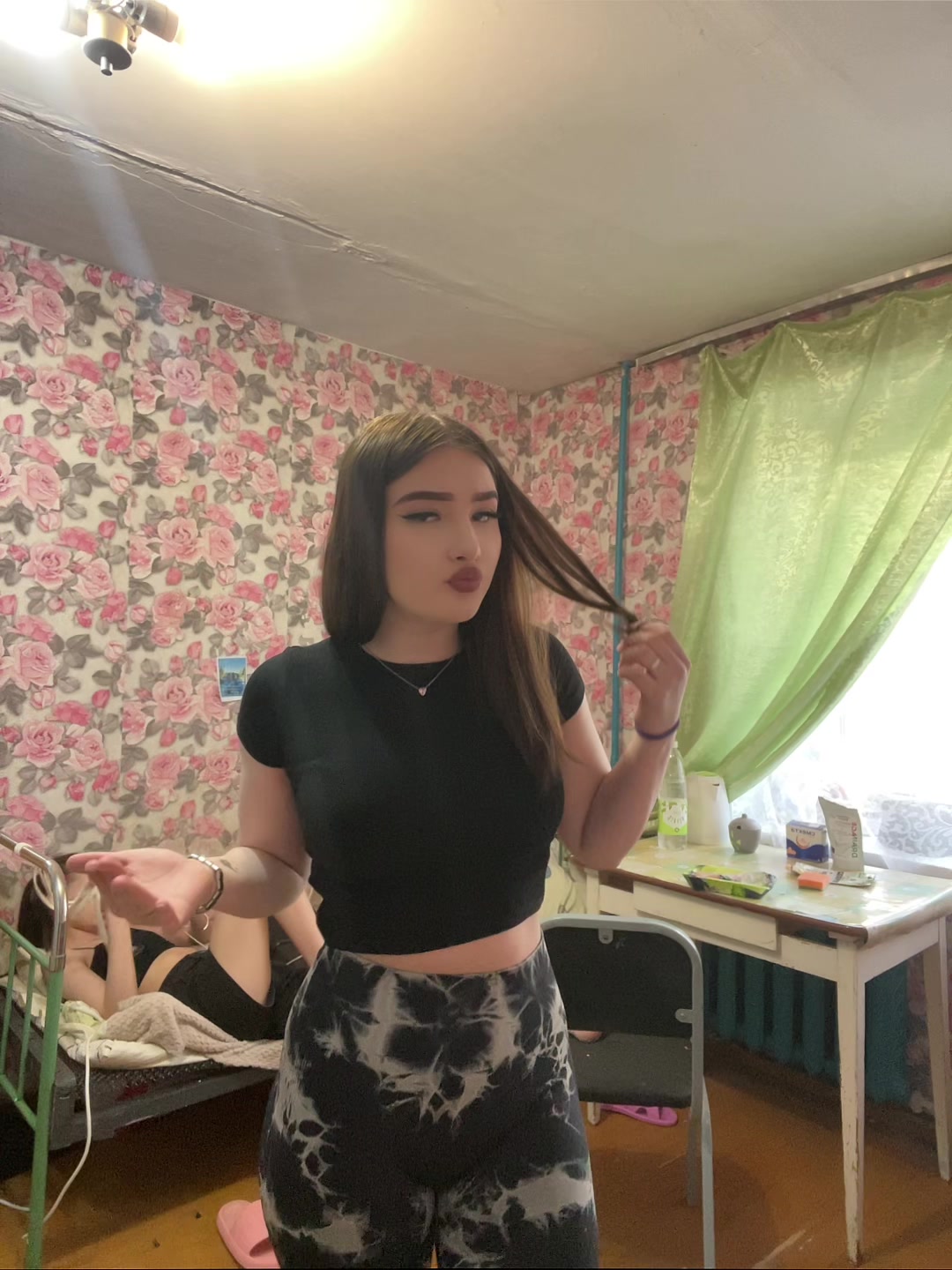 @M.F