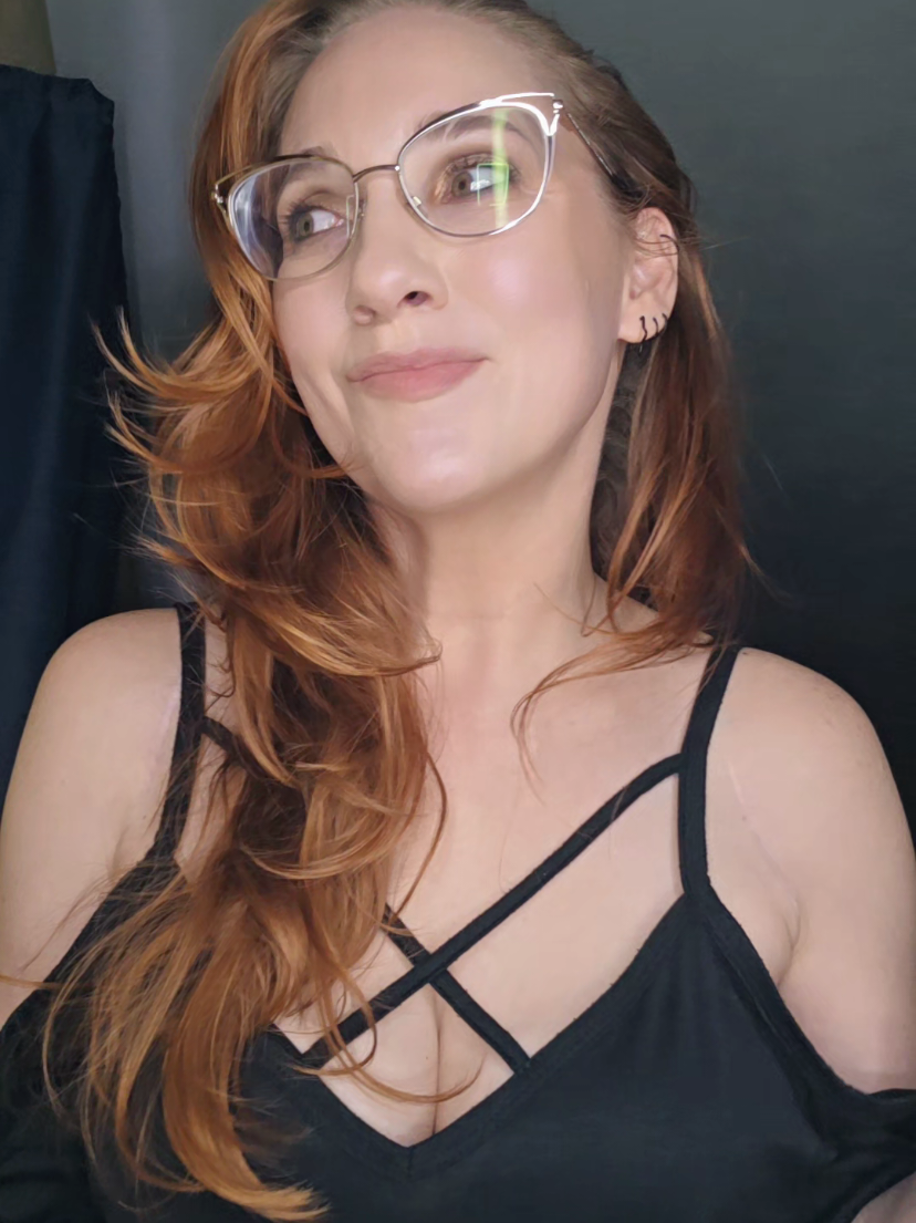 @HayAnna