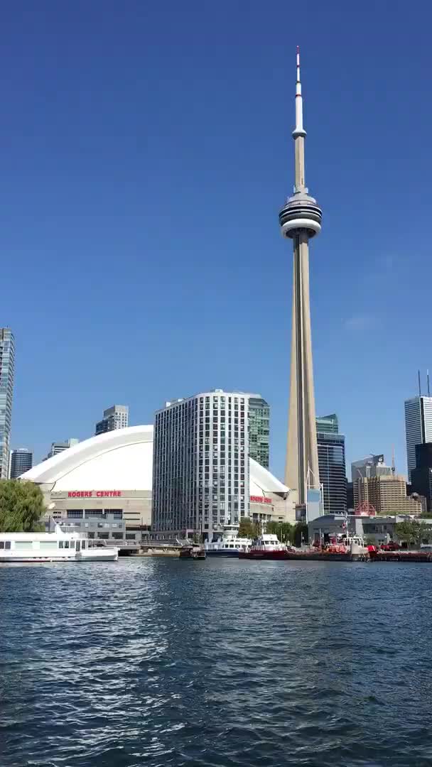 @Canada Vibes