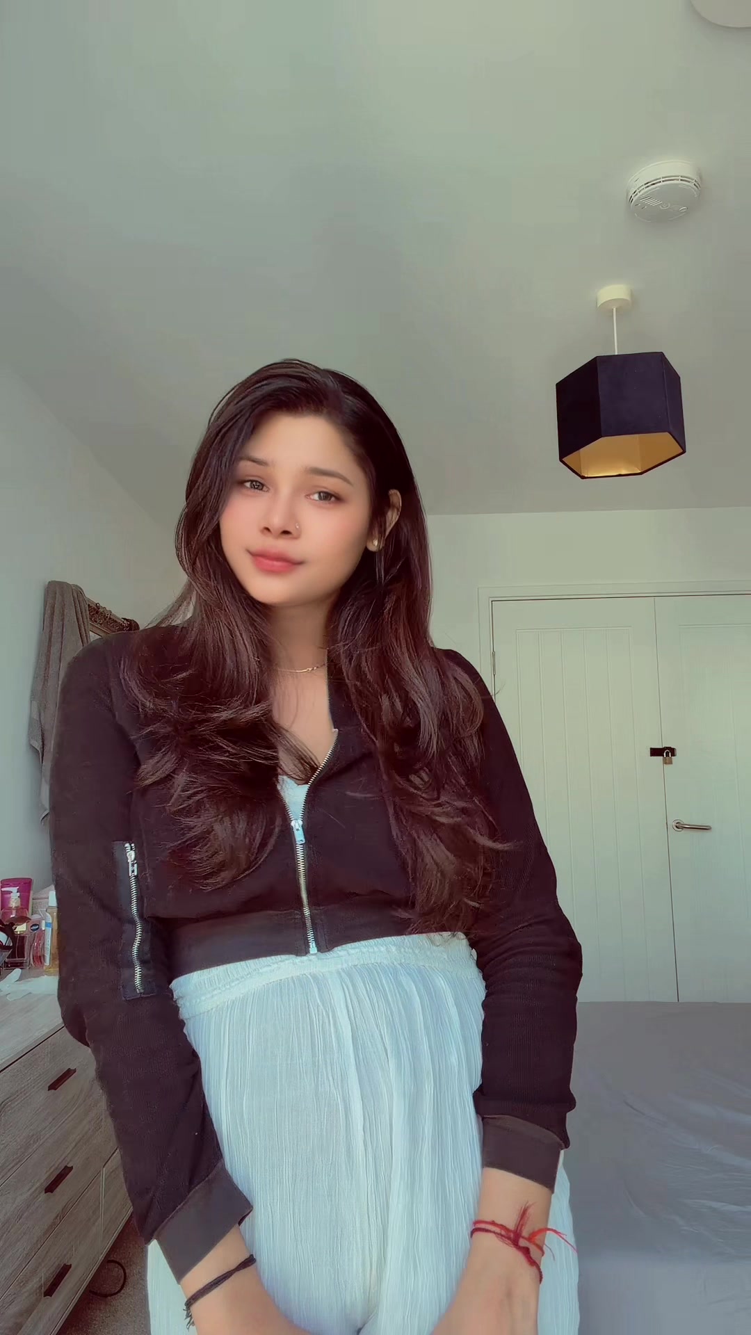 @𝐒𝐇𝐈𝐕𝐀𝐍𝐈 🐰
