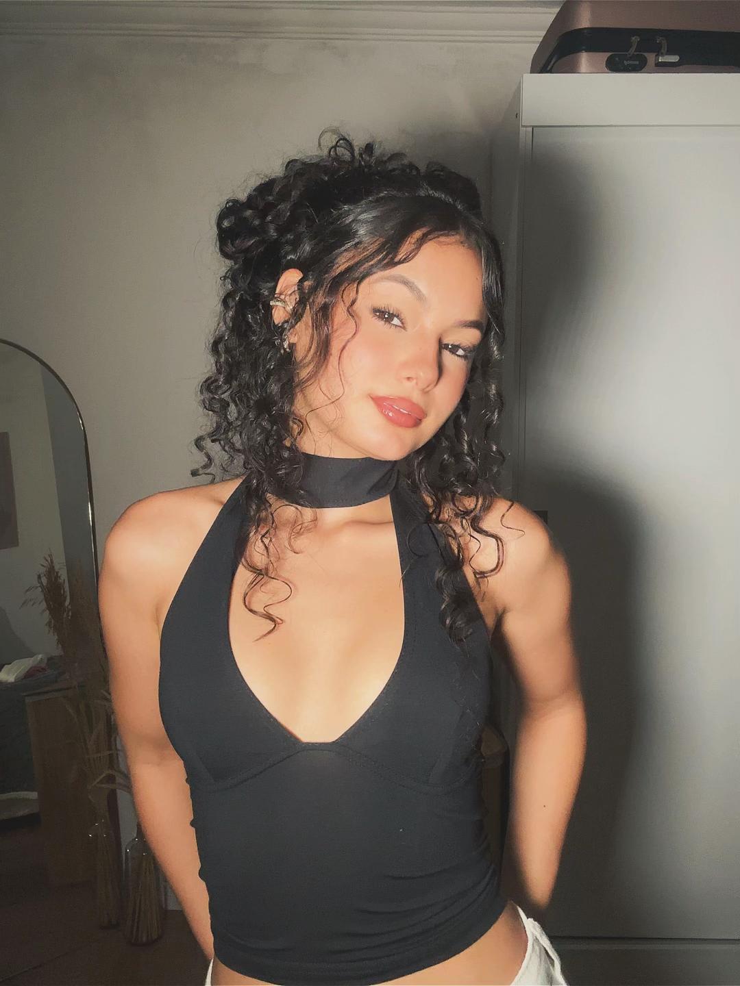 @Isa