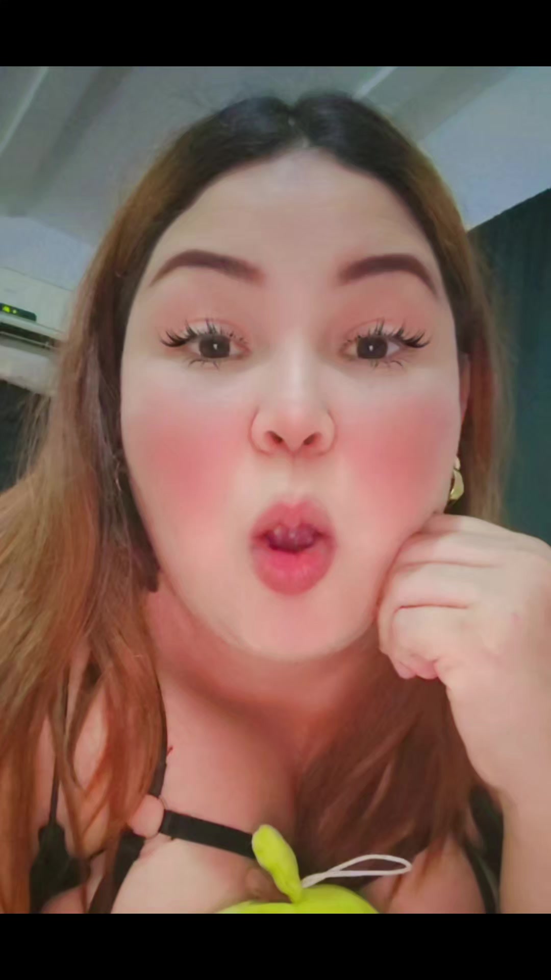 @𝐸𝓃𝒹𝑒𝓇𝓁𝓎𝓃🍒