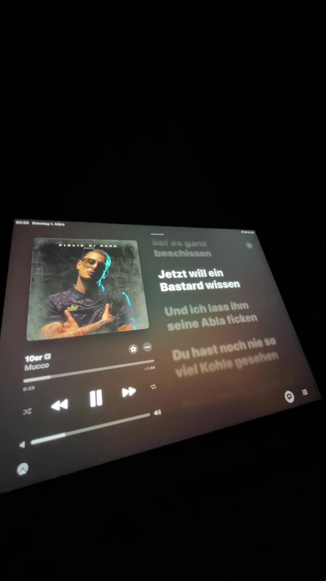 @Applemusik_Lyrics.