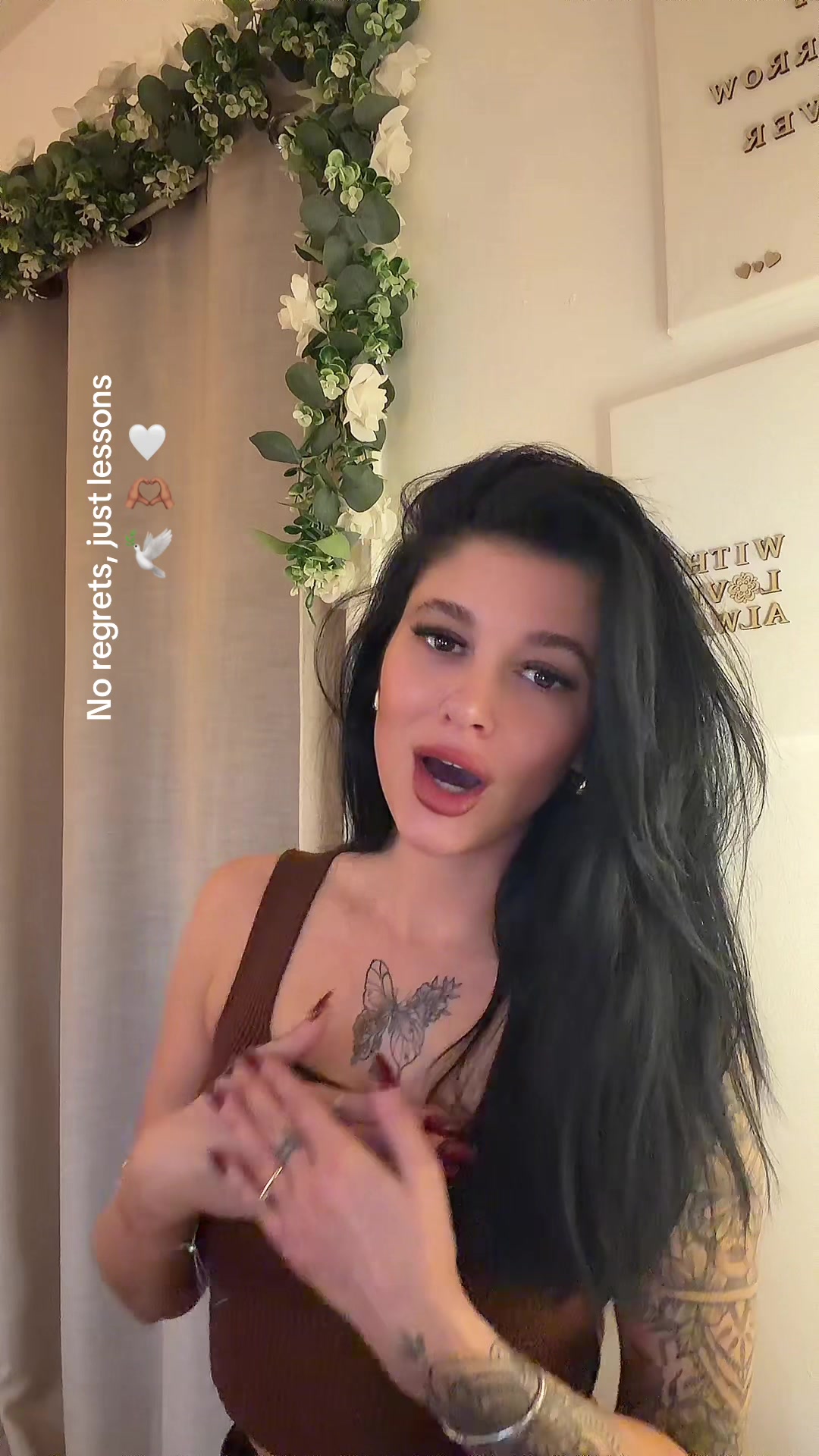 @𝒯𝒶𝓇𝒶 𝐿𝑒𝒶𝓃𝓃𝑒 🐚🤎
