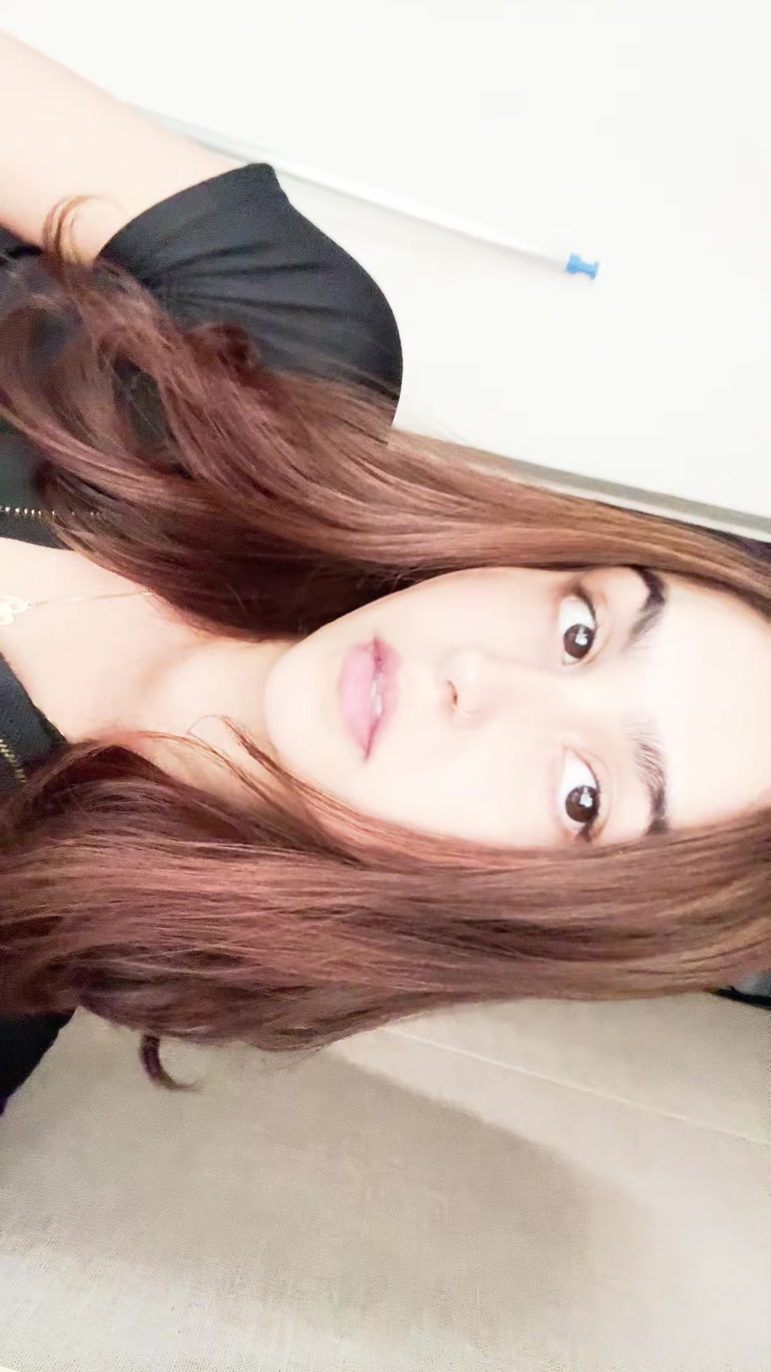@li!