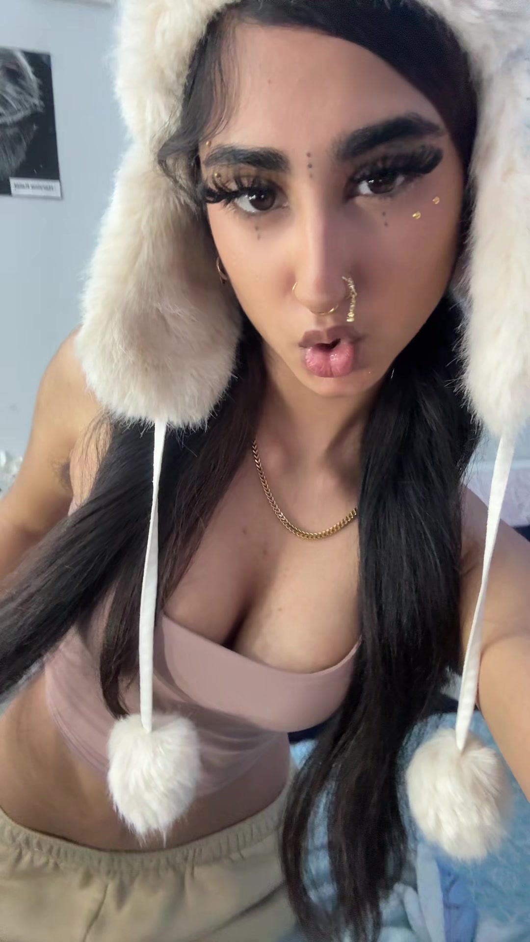 @-