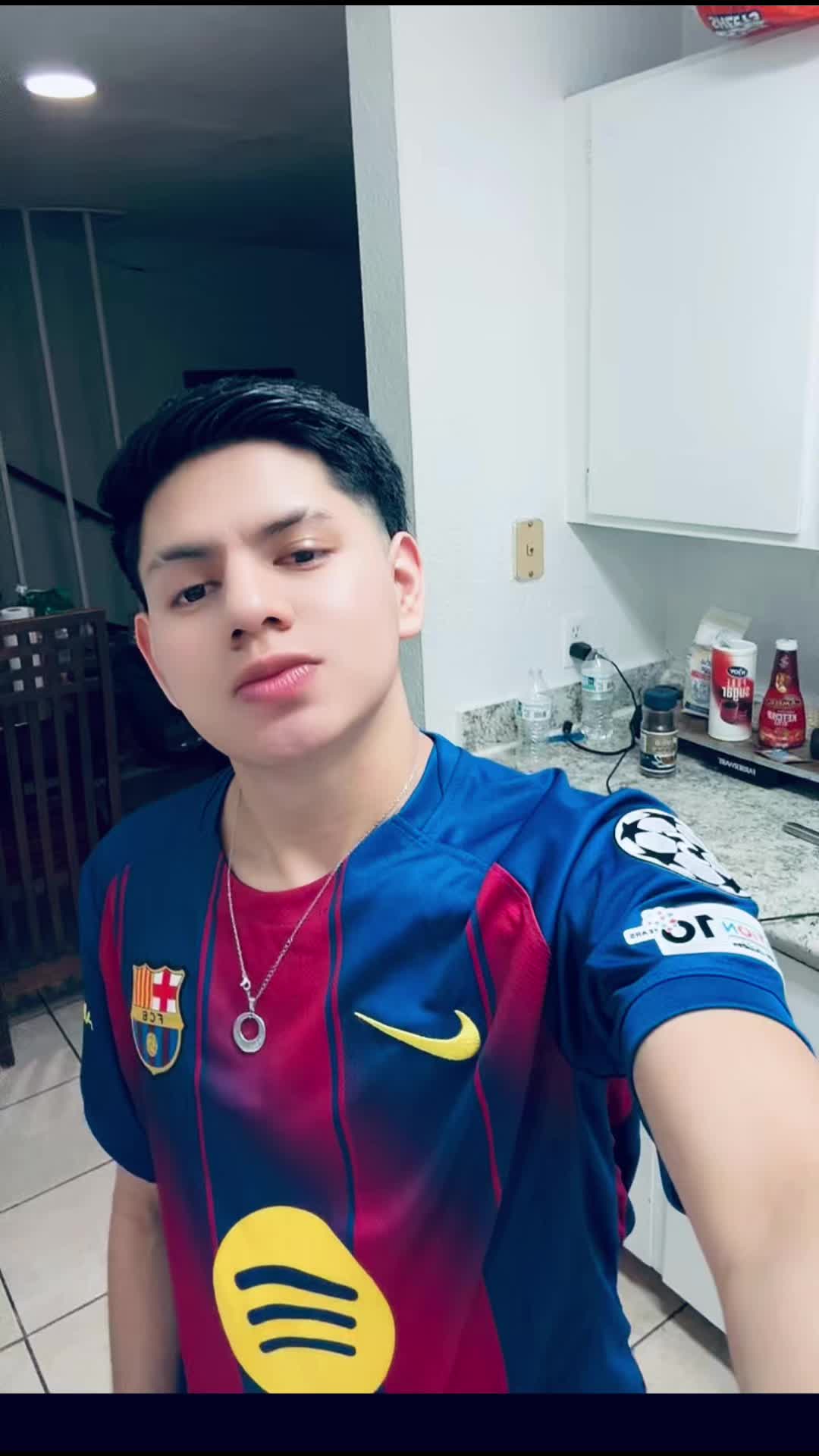 @Dylan Rodrigo 🥷🦁🍀