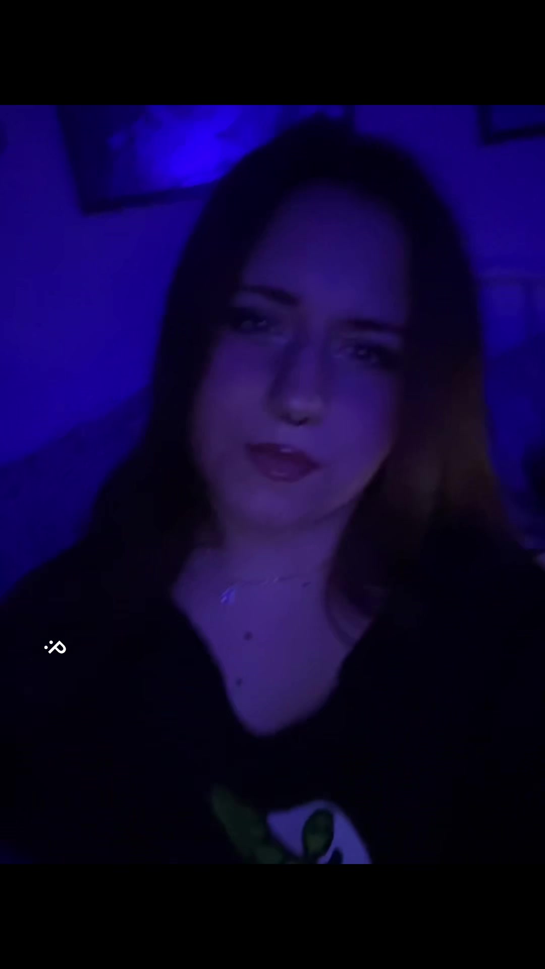 @⃟