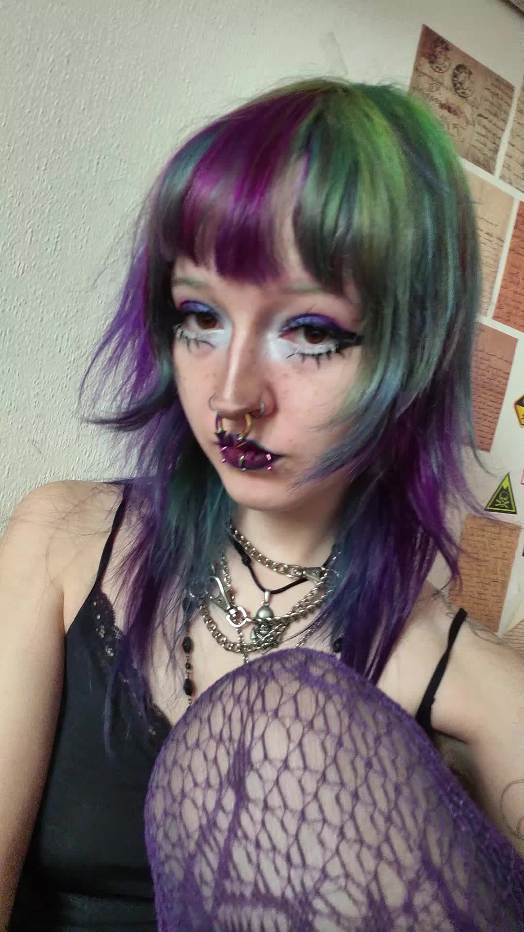 @porcelaindoll☣