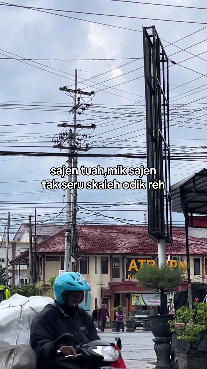 @𝓂𝒹𝓇_𝓉𝓇𝑜𝒷𝑒𝓁🇦🇱