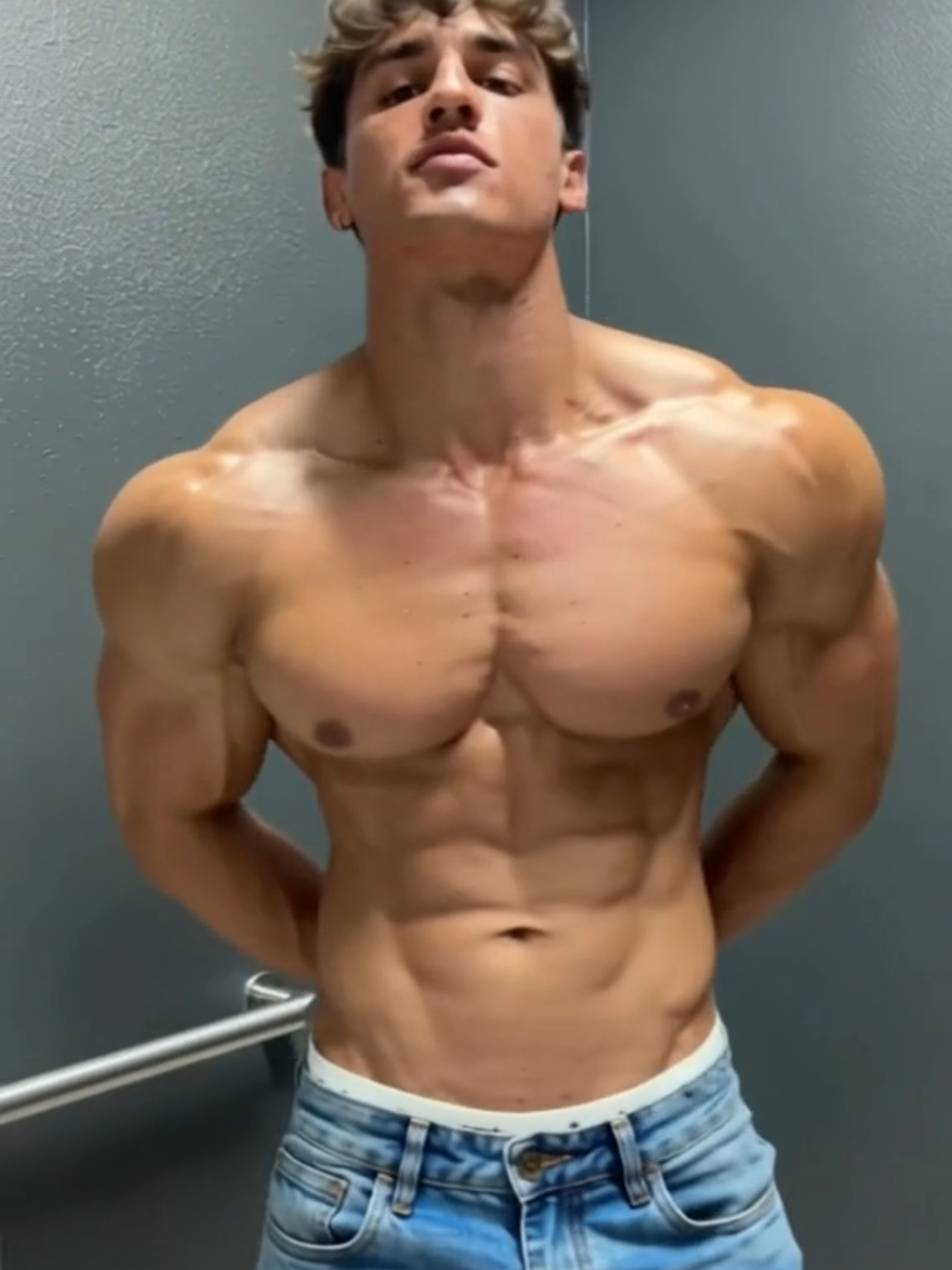 @Fit Man AI