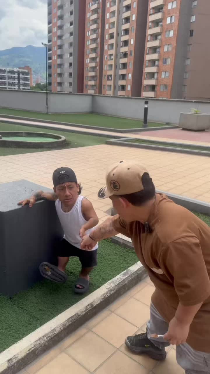 @Peque&ntilde;o Kalvin
