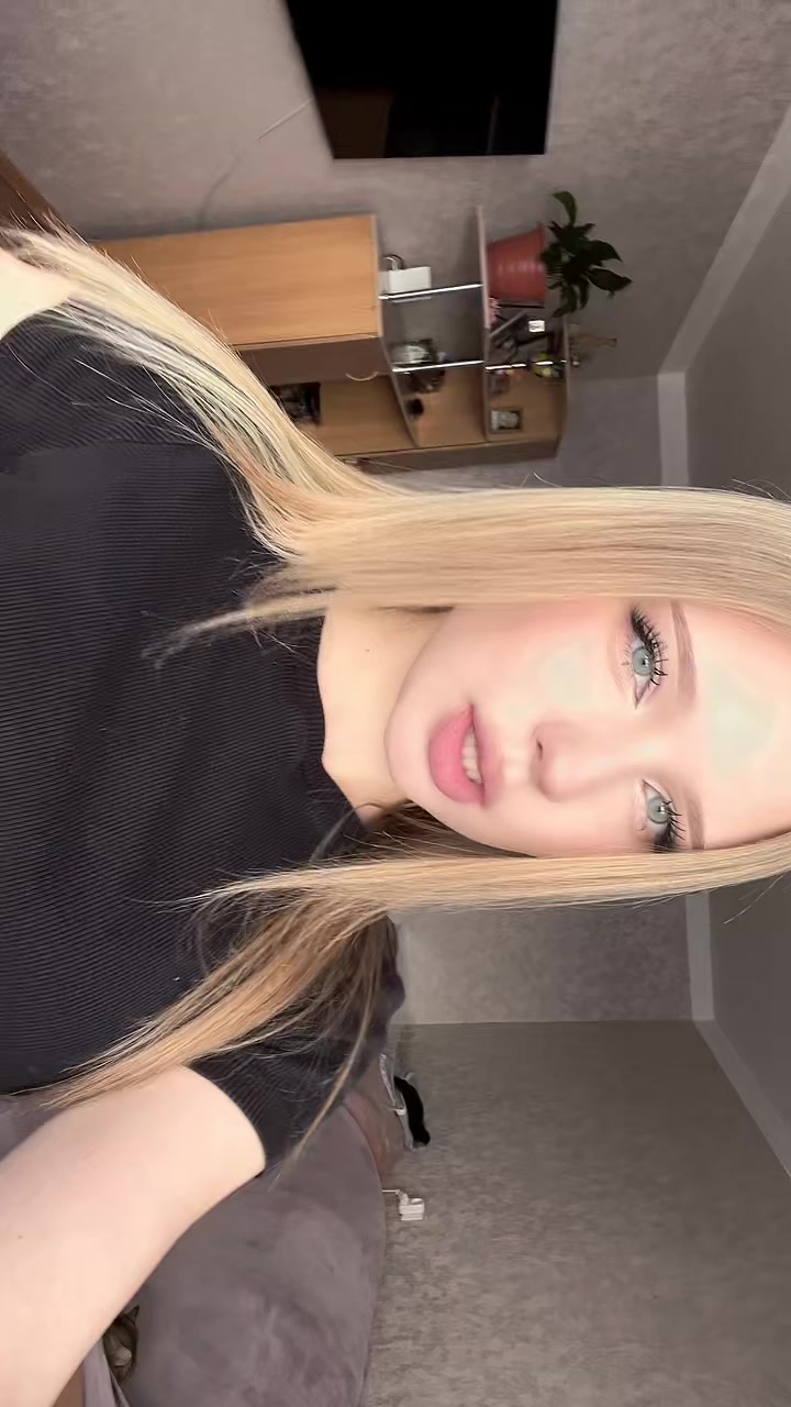 @Aliskawoman